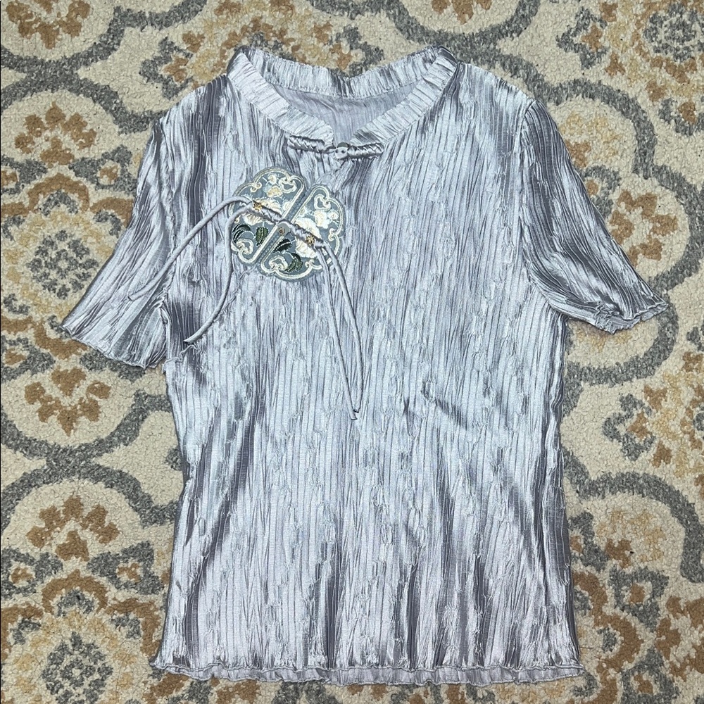 Shiny grey crinkled traditional Chinese style short sleeve top